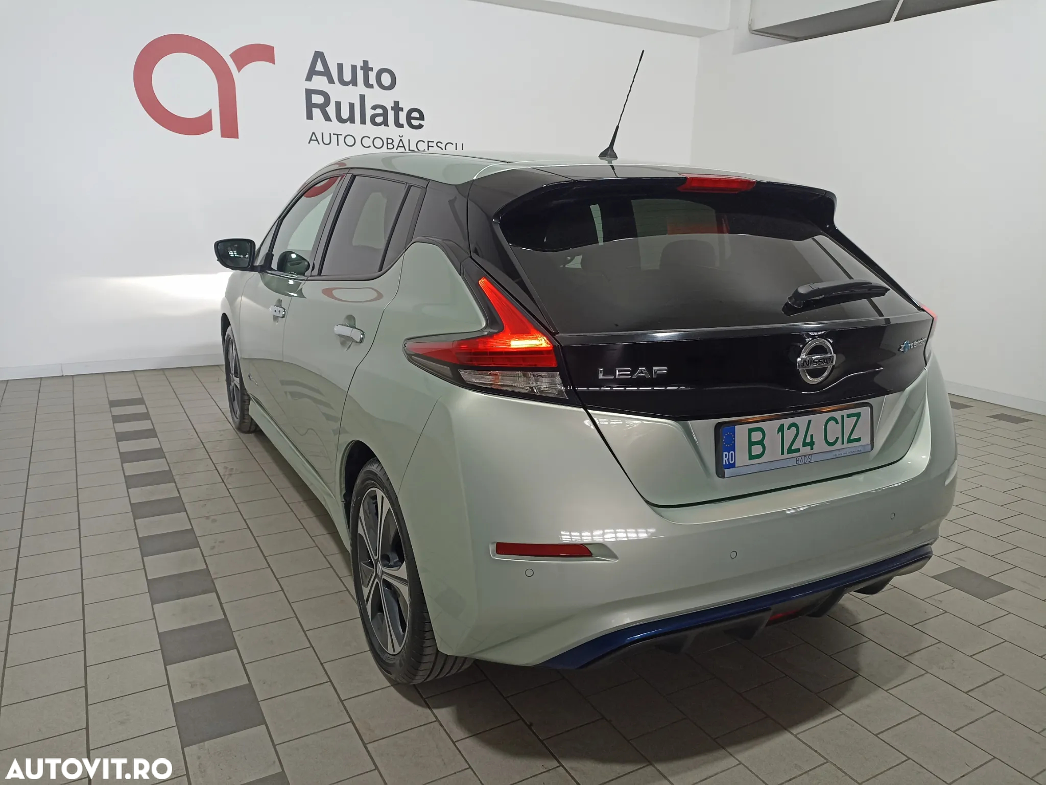 Nissan LEAF N-Connecta - 6