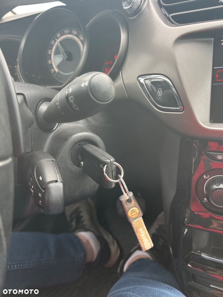 Citroën C3 1.2 e-VTi Exclusive ETG - 20