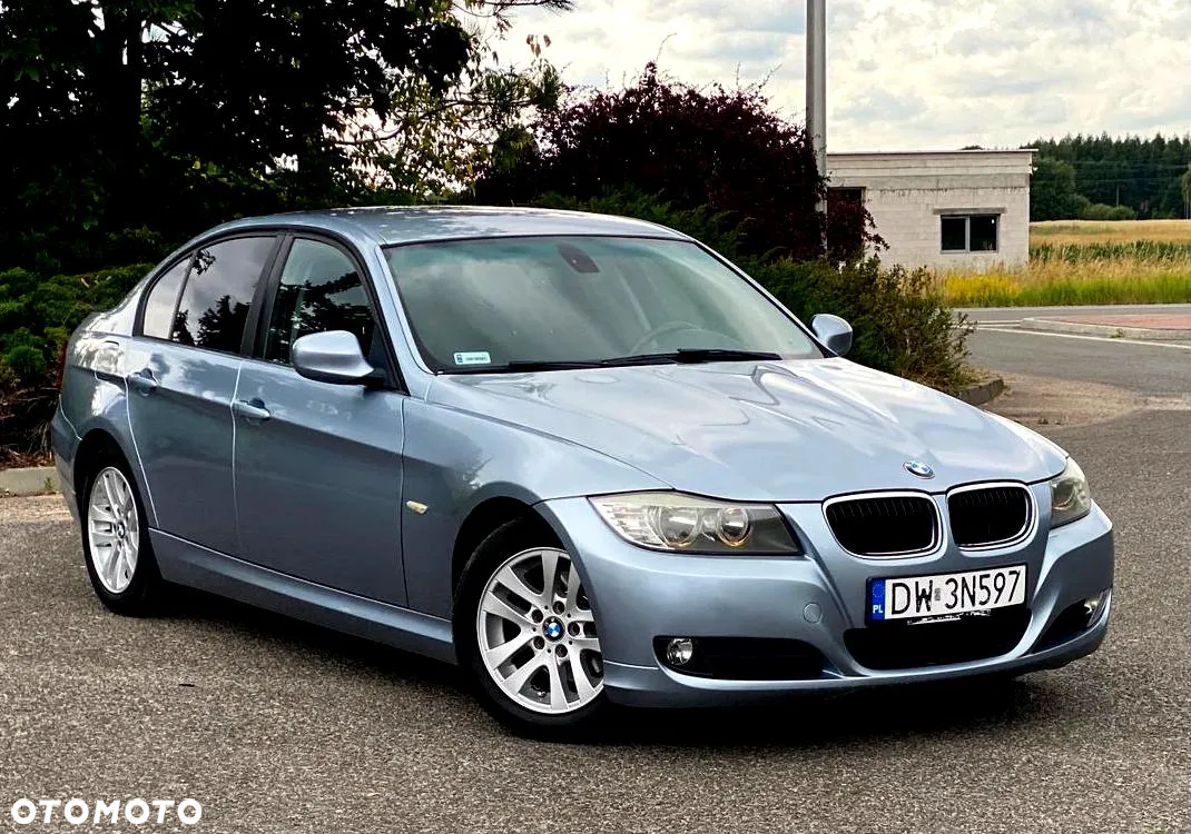 BMW Seria 3 318d - 13
