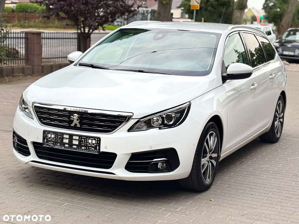 Peugeot 308 1.2 PureTech GPF Allure S&S - 8