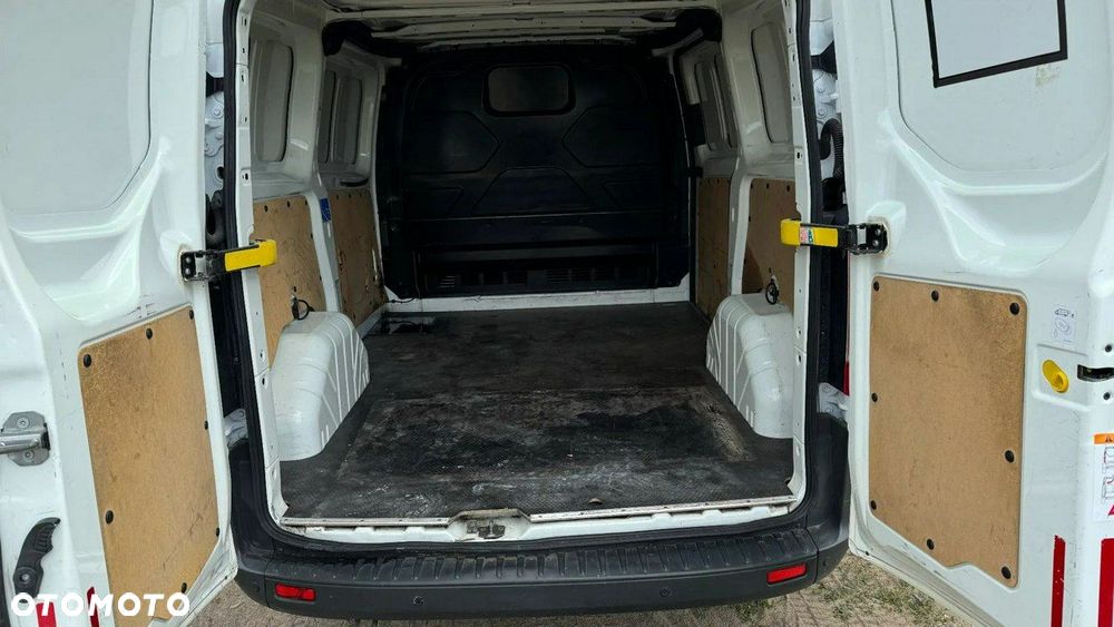 Ford Transit Custom - 13