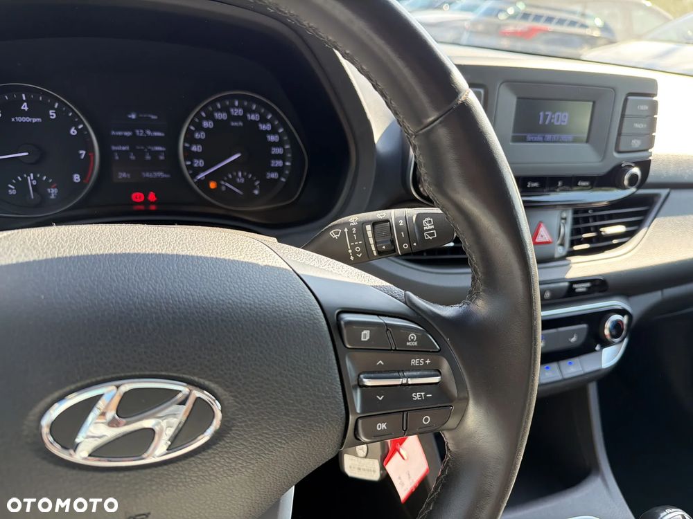 Hyundai i30 1.4 Classic + - 18