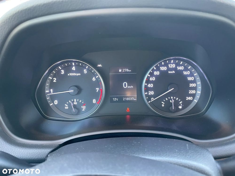 Hyundai i30 1.5 DPI Classic + - 10