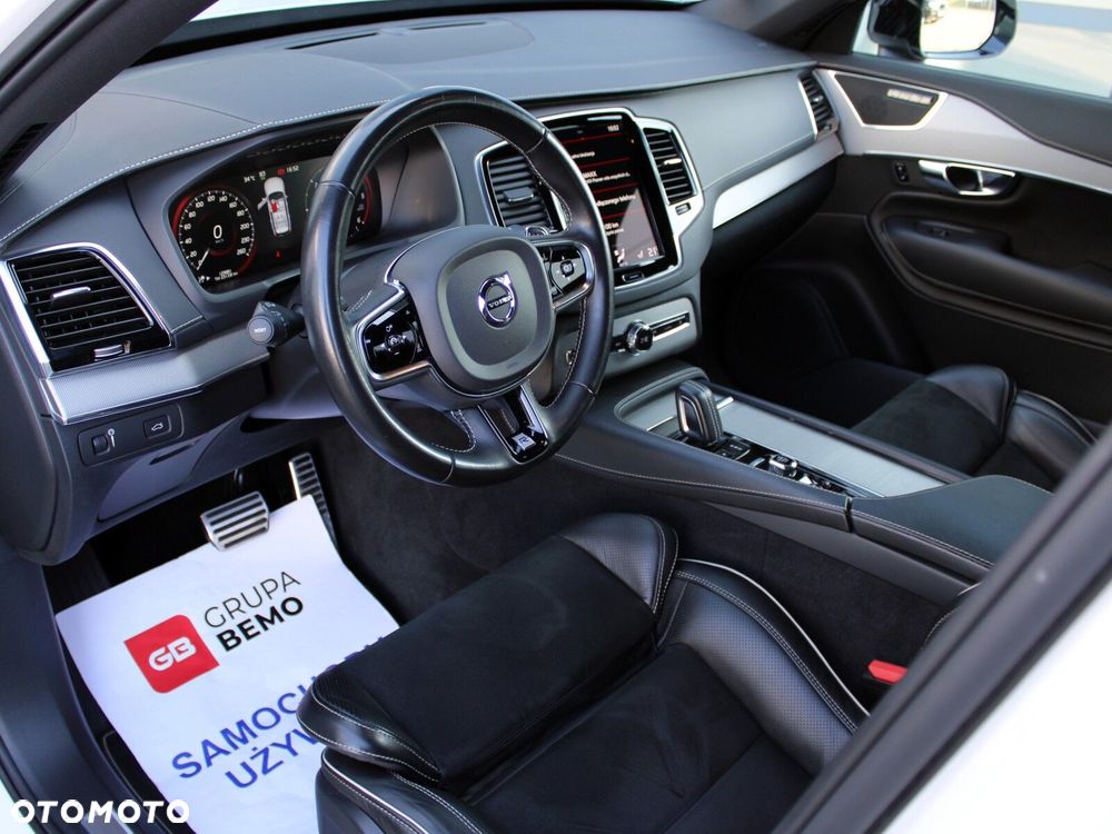 Volvo XC 90 D5 SCR AWD R-Design - 12