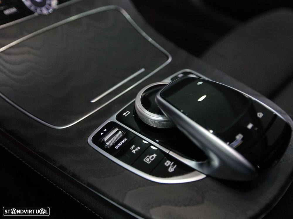 Mercedes-Benz E 300 de Avantgarde - 19