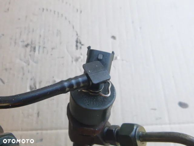 WTRYSK WTRYSKI 4SZT. KOMPLET BOSCH 0445110021 - 11