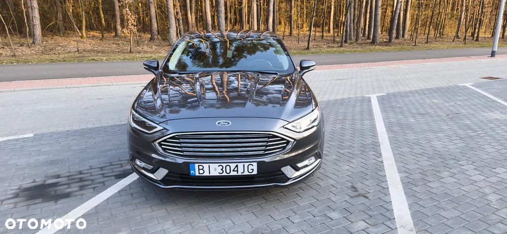 Ford Fusion - 2