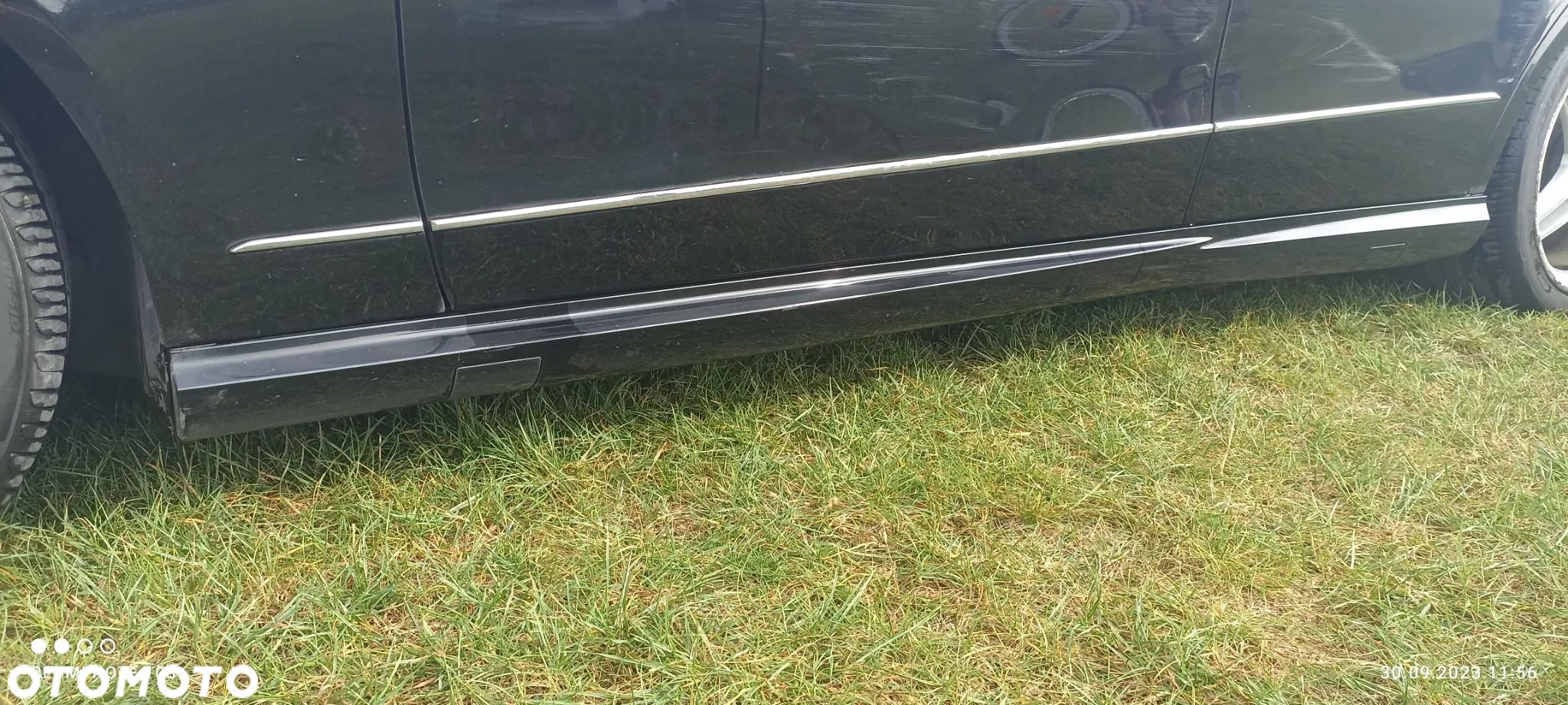 MERCEDES W212 AMG LISTWA NAKŁADKA PROGOWA 197 CZARNE - 1