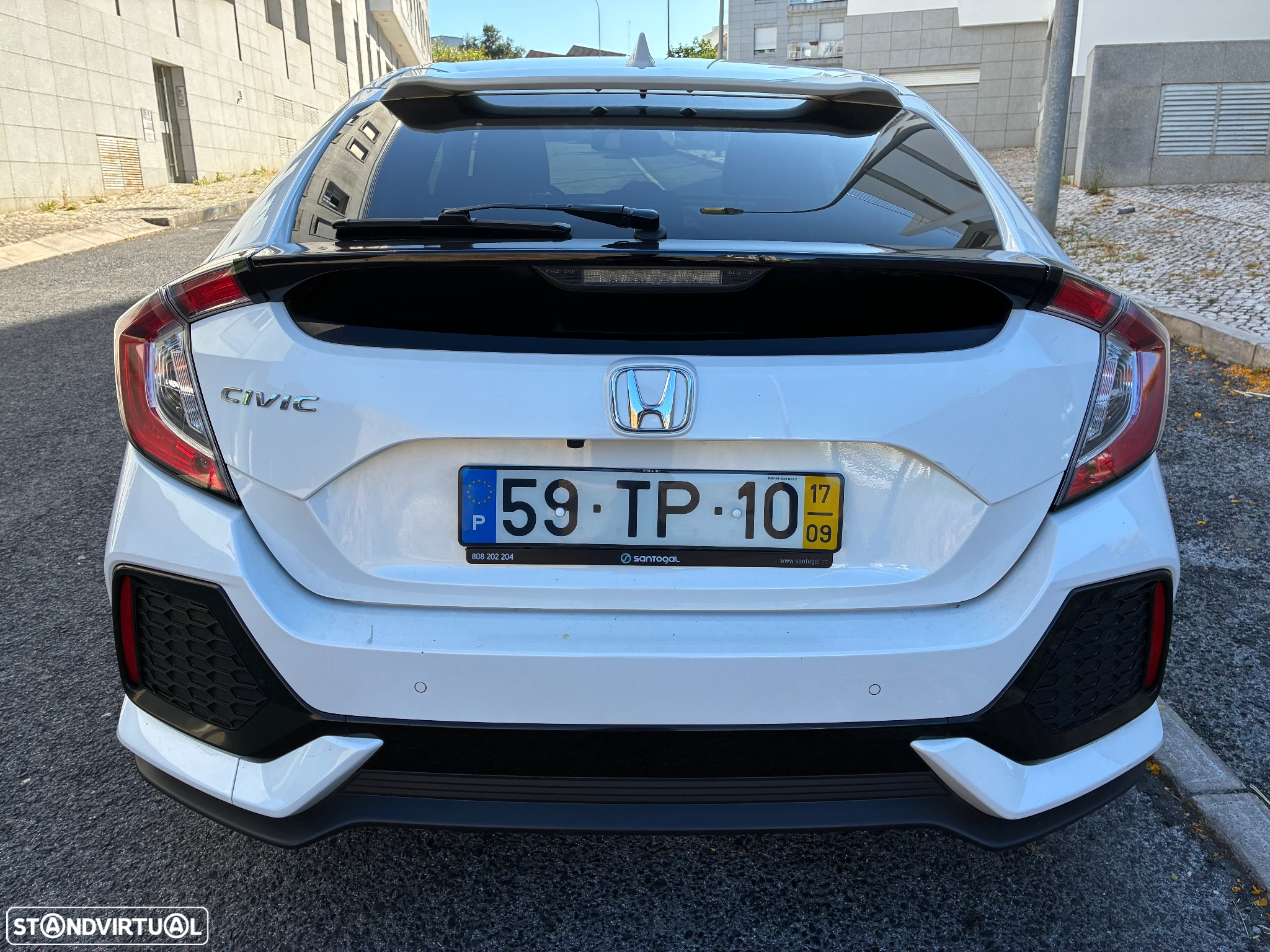 Honda Civic 1.0 i-VTEC Executive - 11
