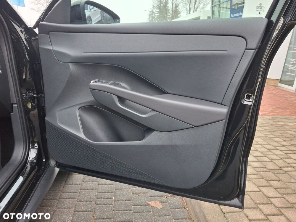 Volkswagen T-Roc 1.5 TSI R-Line DSG - 16