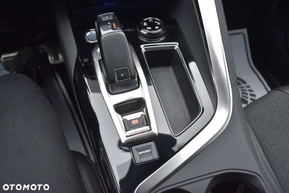 Peugeot 5008 2.0 BlueHDI GT S&S EAT8 - 23