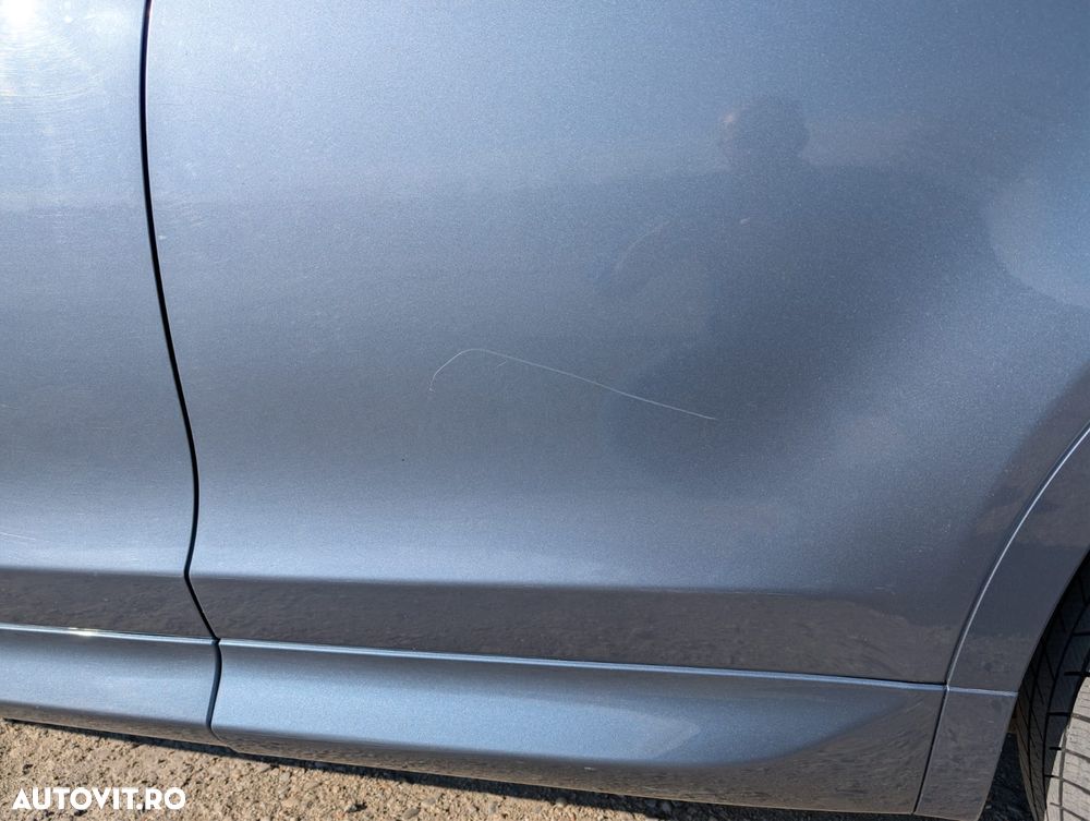 Land Rover Discovery Sport 2.0 D180 R-Dynamic MHEV SE - 13