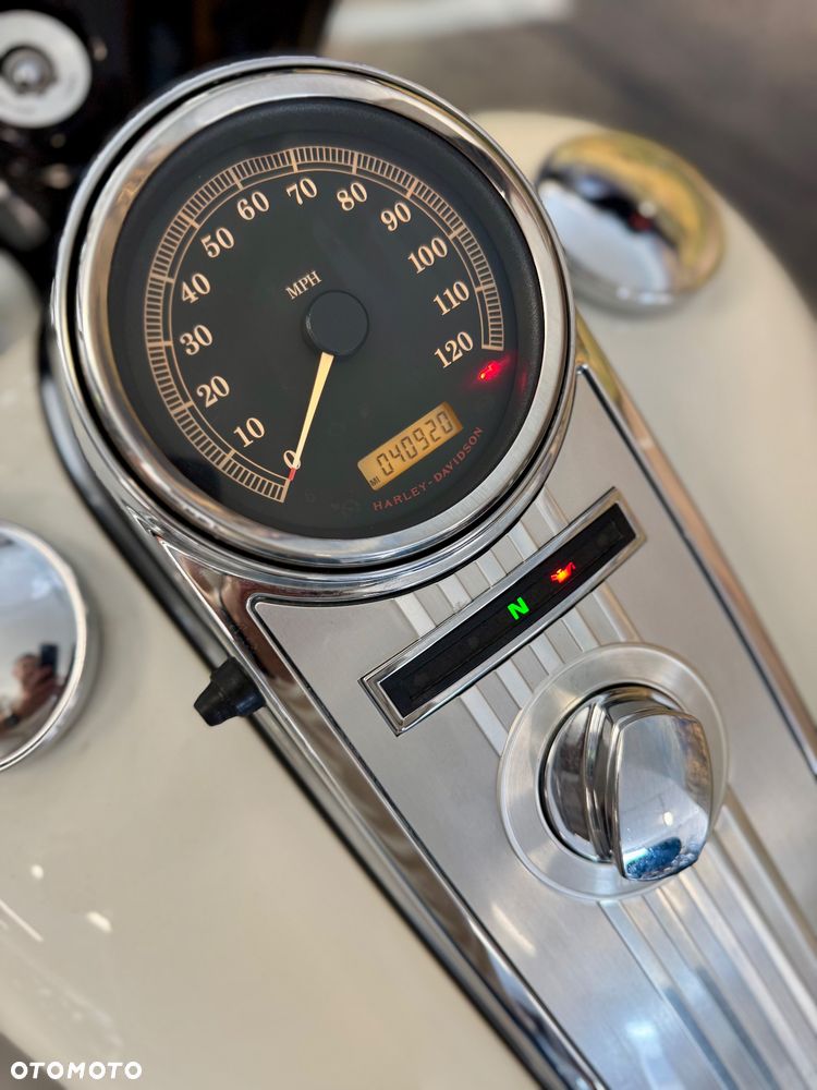 Harley-Davidson Touring Road King - 9