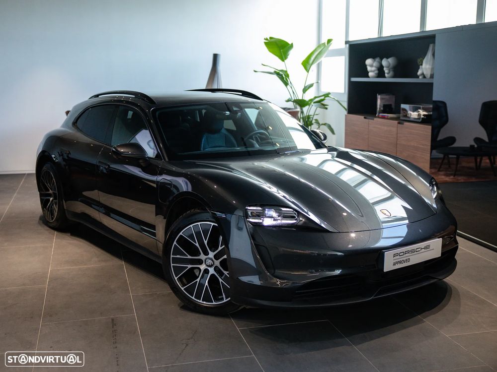 Porsche Taycan Sport Turismo - 6