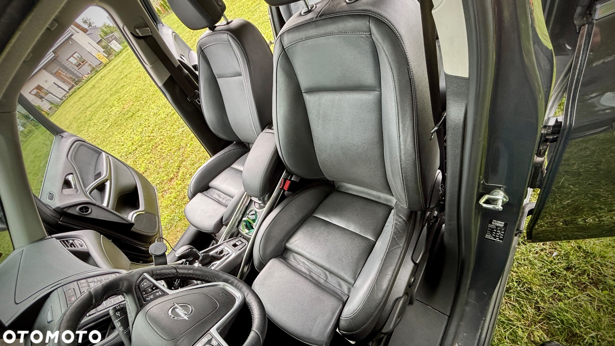 Opel Zafira Tourer 1.4 Turbo Automatik Innovation - 2