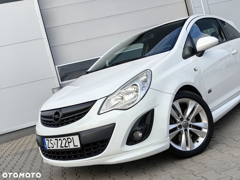 Opel Corsa 1.6T GSI - 26