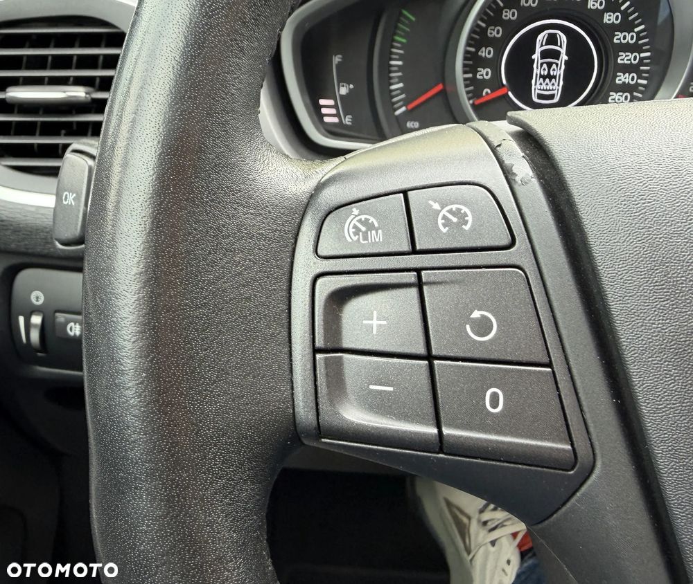 Volvo V40 D2 Geartronic Linje Svart - 20