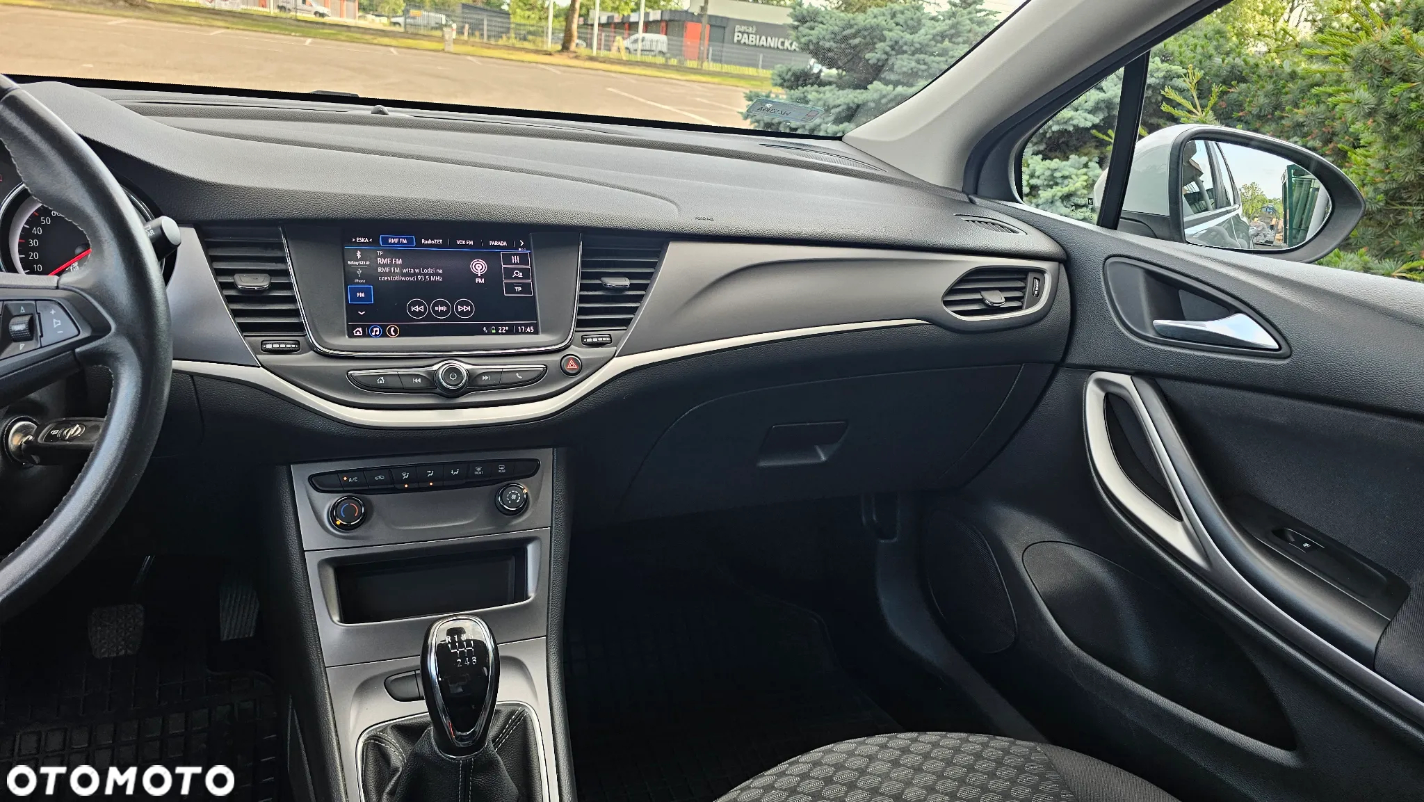 Opel Astra V 1.2 T Edition S&S - 12