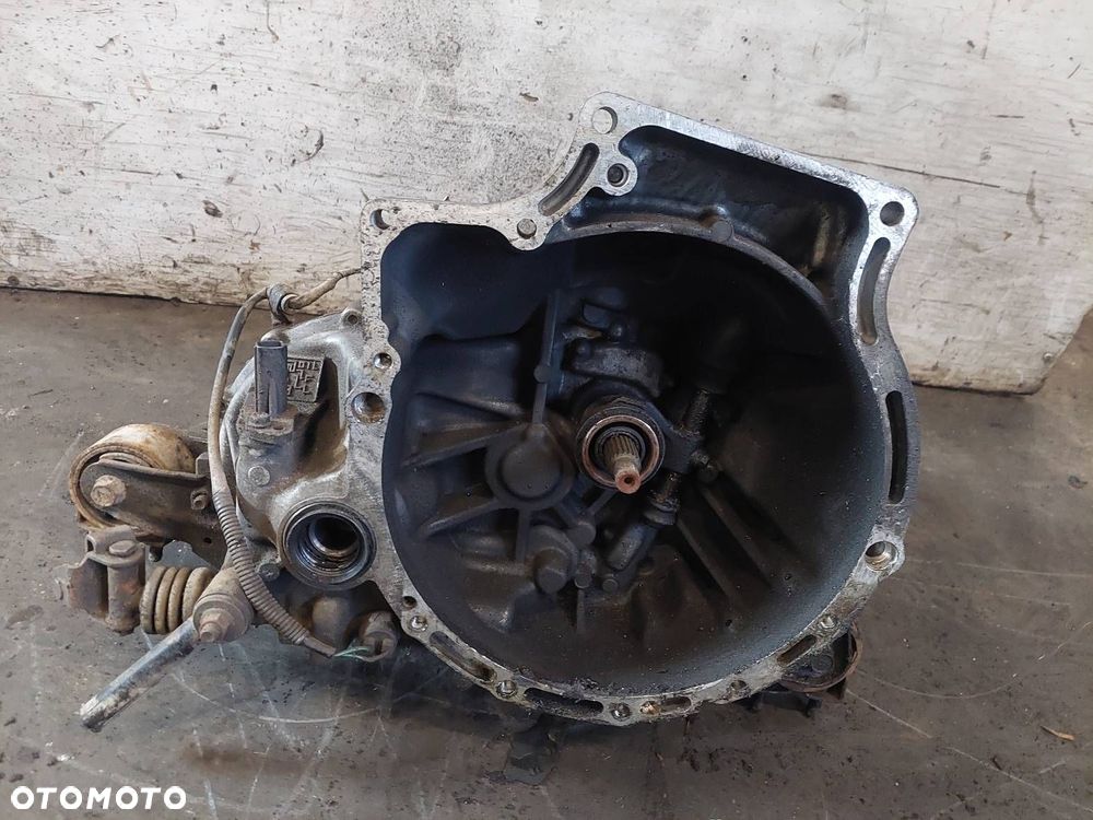 SKRZYNIA BIEGÓW MANUAL 5 BIEGÓW MAZDA DEMIO I LIFT 1.5 16V 96-02 - 1
