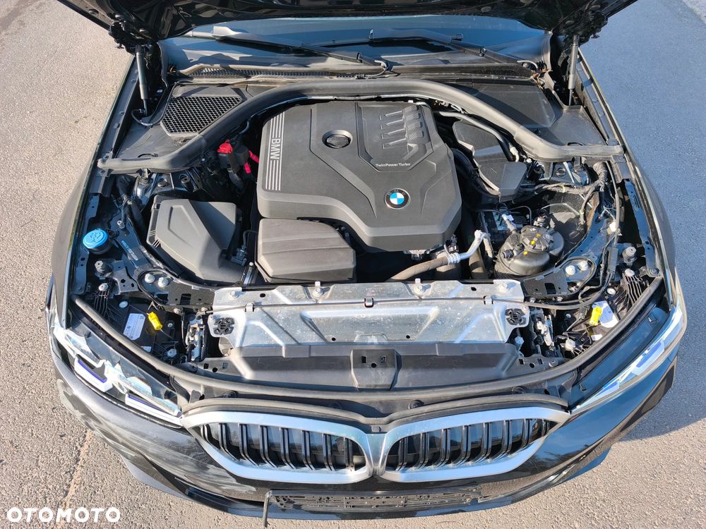 BMW Seria 3 318i Advantage - 37