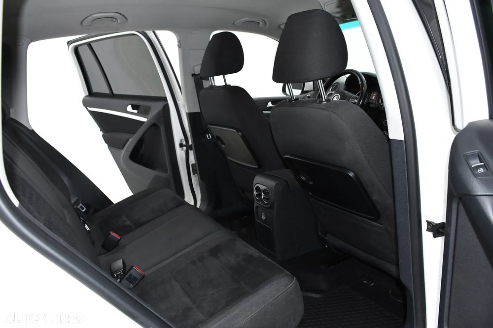 Volkswagen Tiguan 2.0 TDI DPF BlueMotion Technology Cup Sport & Style - 6