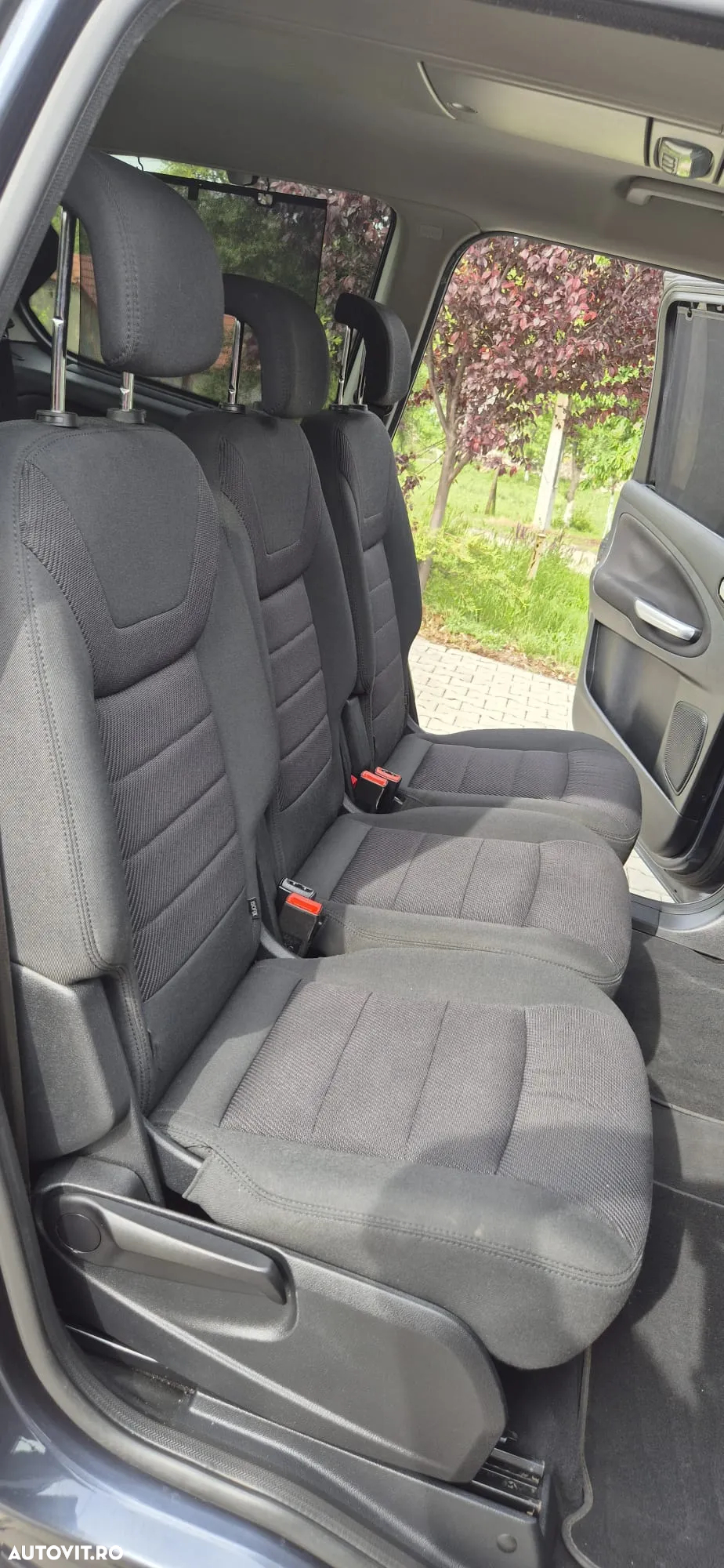 Ford Galaxy - 7
