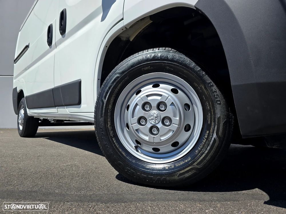 Peugeot BOXER 2.2 BLUEHDI / GARANTIA / NACIONAL - L1H1 - 4