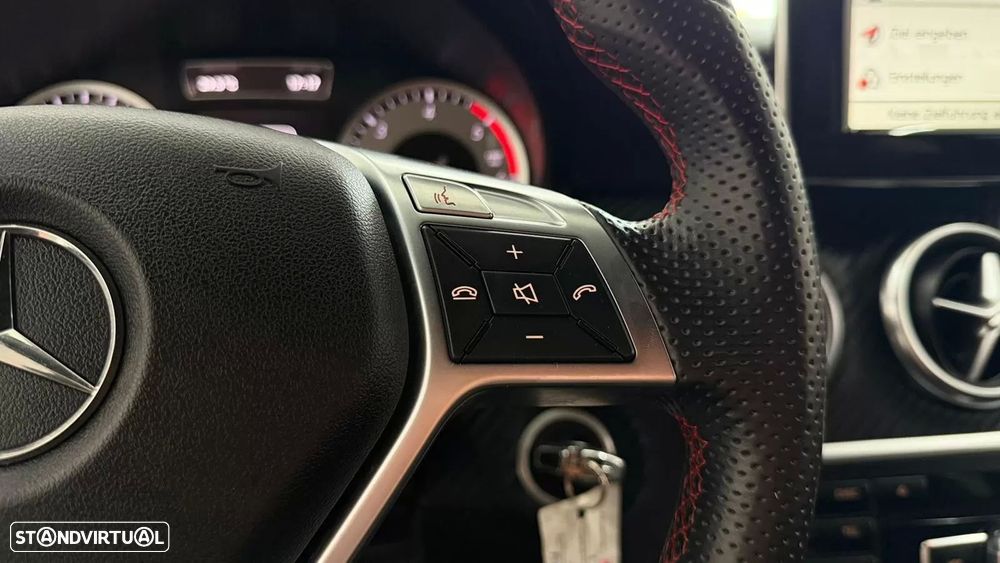 Mercedes-Benz A 200 CDI BE AMG Line - 27