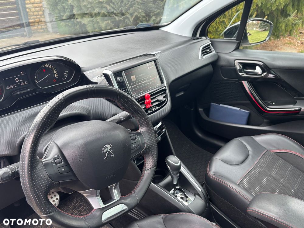 Peugeot 208 1.6 VTi Allure - 6