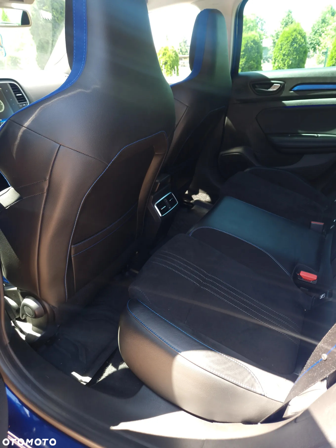 Renault Megane 1.6 TCe GT EDC - 12