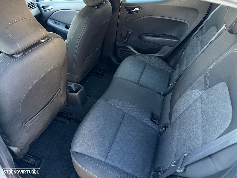 Renault Clio 1.5 Blue dCi Intens - 14