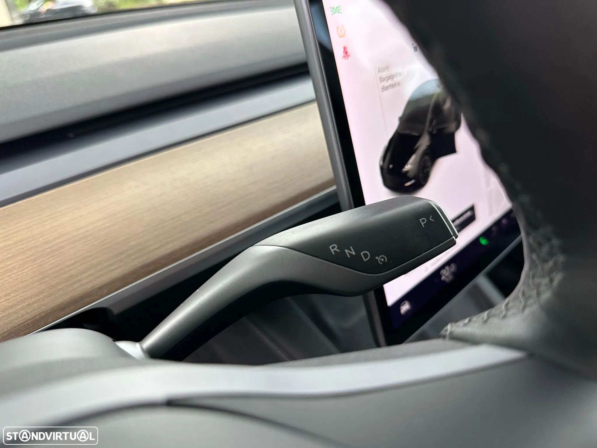 Tesla Model Y Long Range Dual Motor AWD - 24