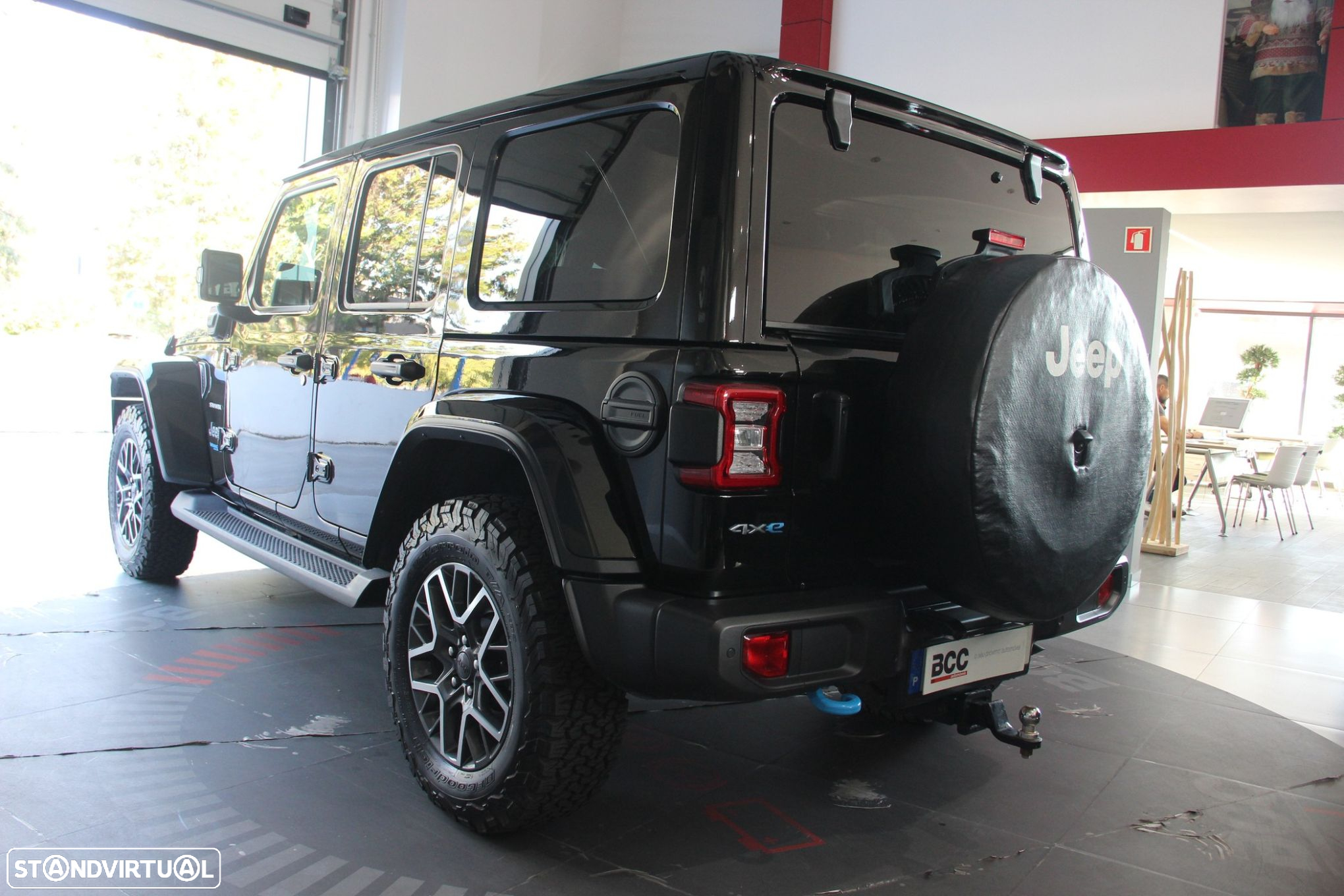 Jeep Wrangler Unlimited - 22