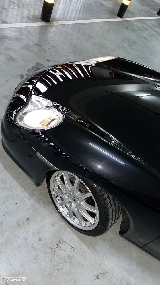 Porsche 911 (996) Carrera - 4