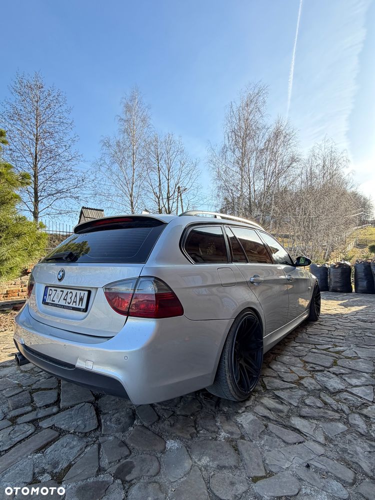 BMW 3 Series 2006 photo 2