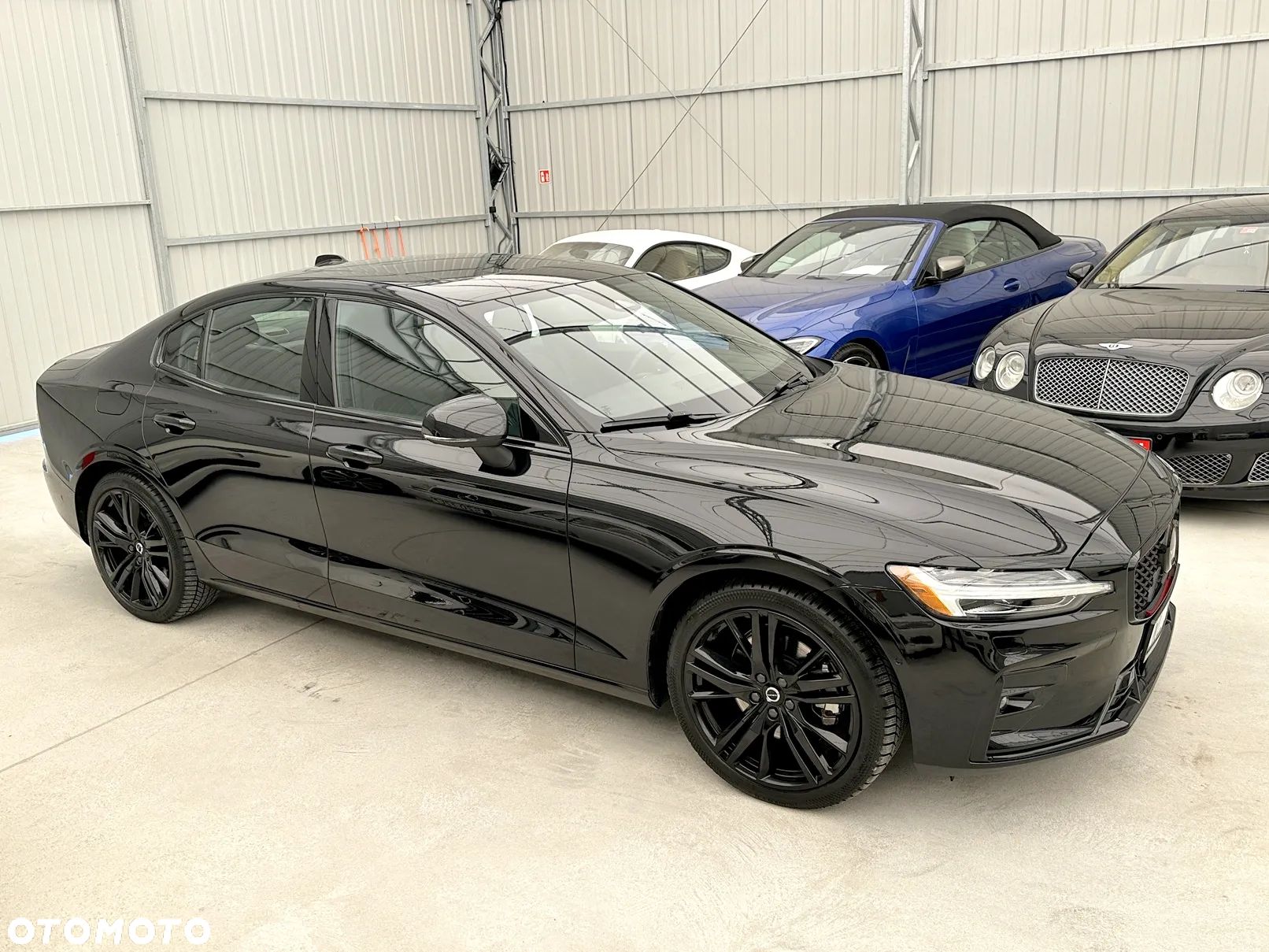 Volvo S60 B5 B AWD Plus Dark - 1