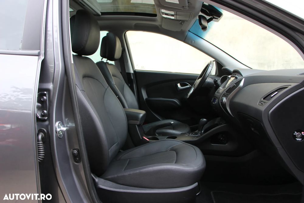 Hyundai ix35 2.0 CRDI 4WD Automatik Style - 12