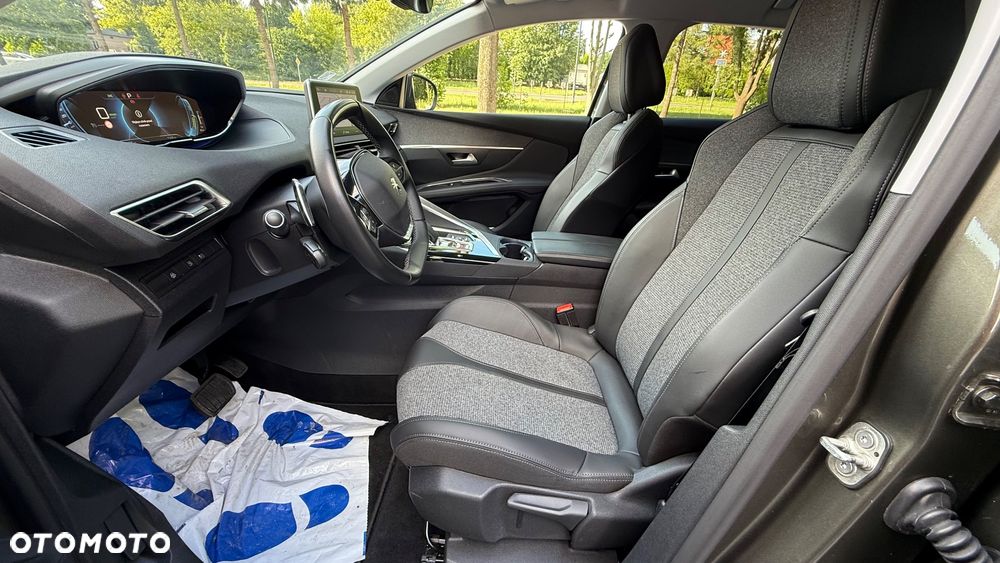 Peugeot 3008 225 e-EAT8 Allure Pack - 21