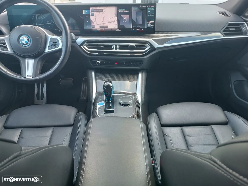 BMW i4 eDrive40 Pack Desportivo M - 22