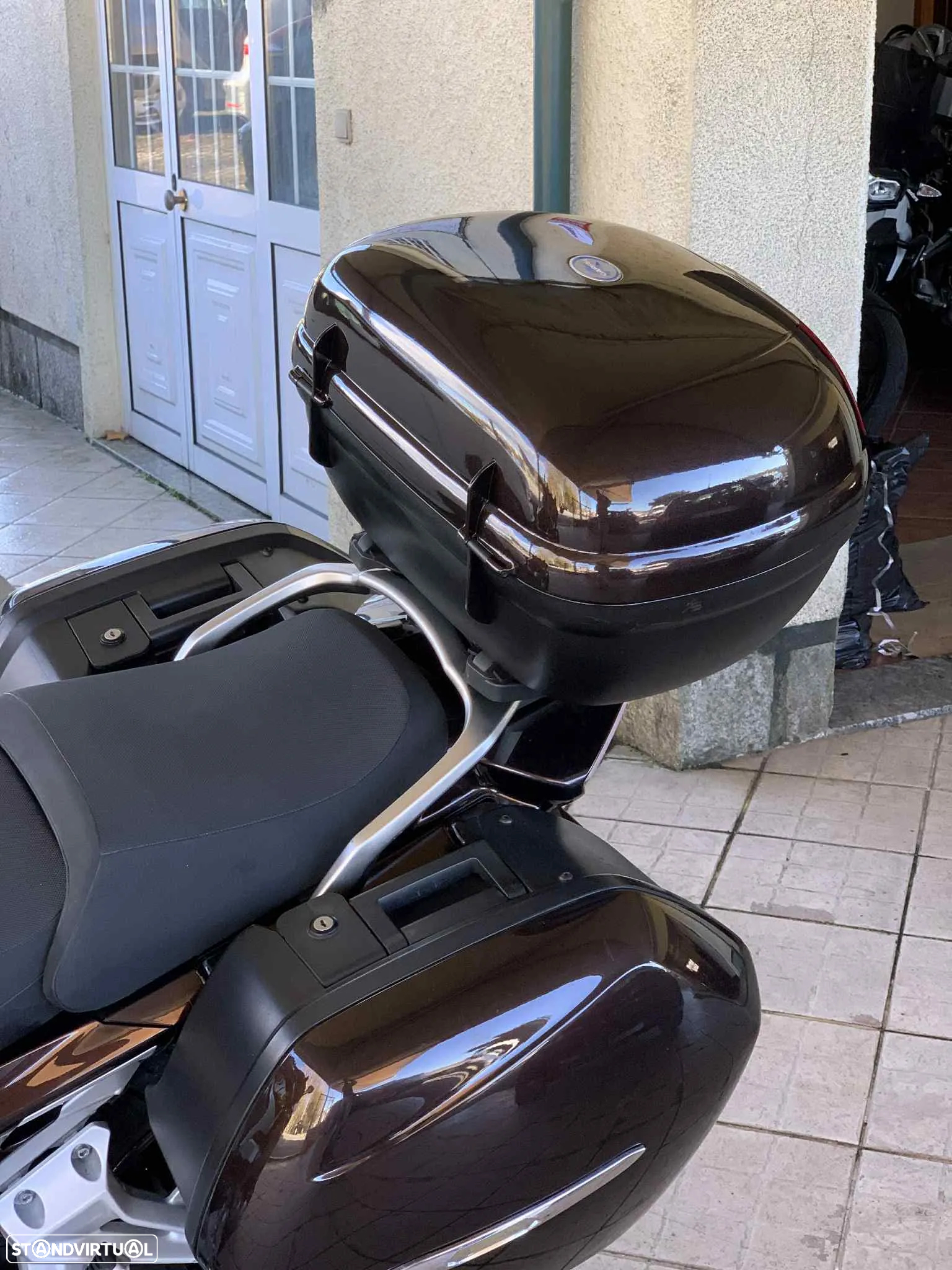 Yamaha FJR - 10