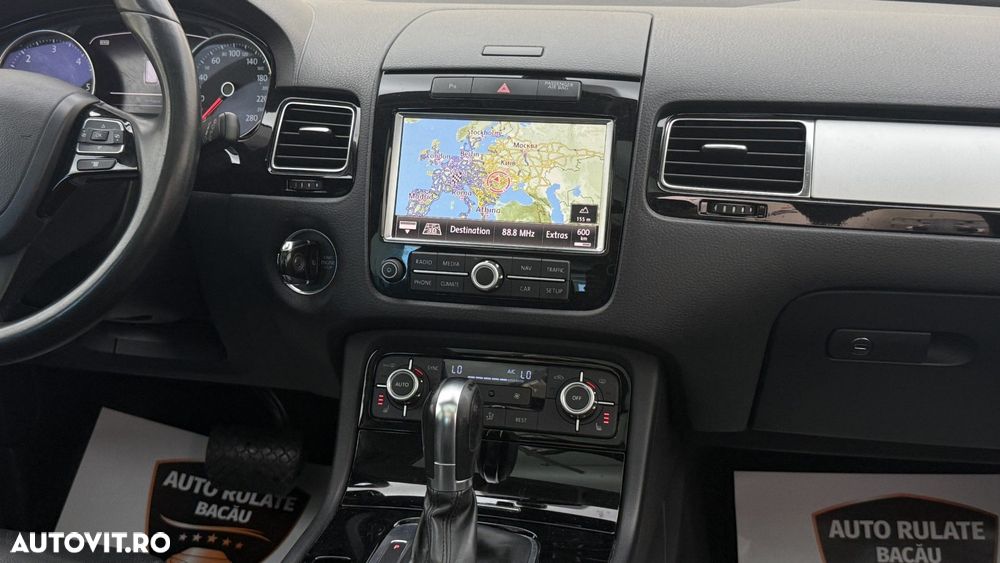 Volkswagen Touareg - 15