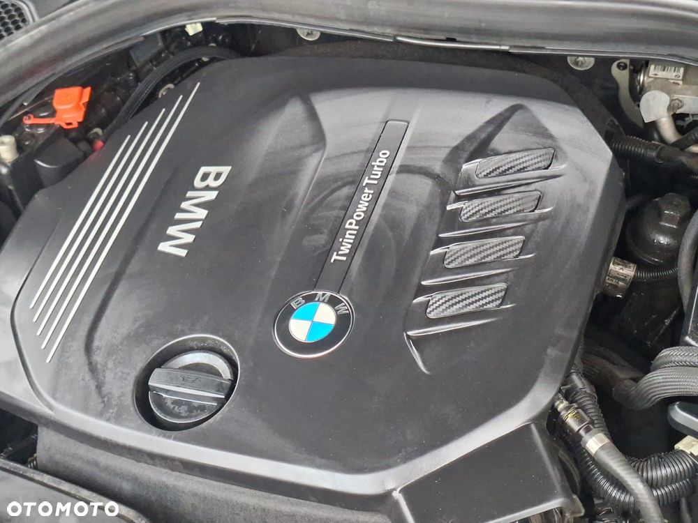 BMW Seria 5 520d Efficient Dynamics Edition - 6