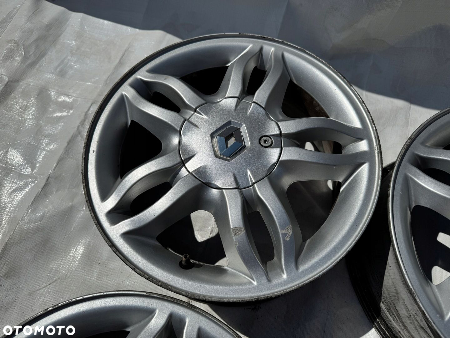 Felgi Renault 4x100 6J 15" ET50 701 - 3