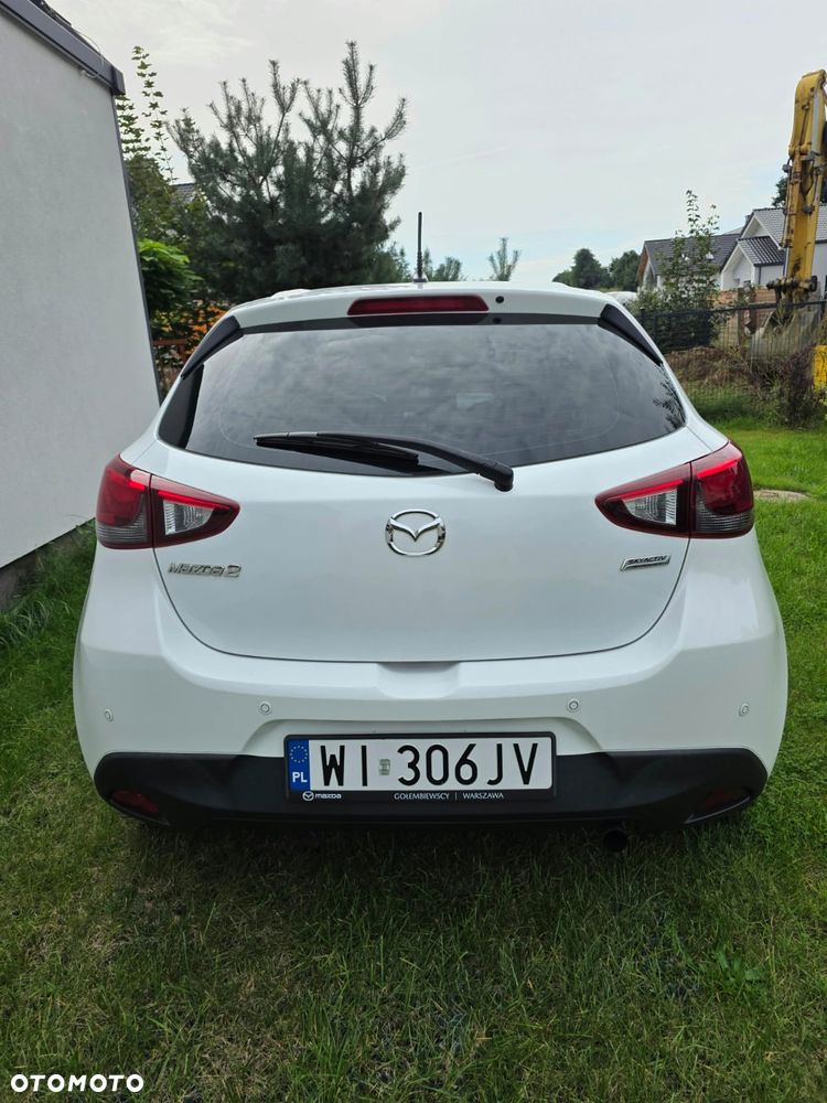 Mazda 2 2015 photo 5