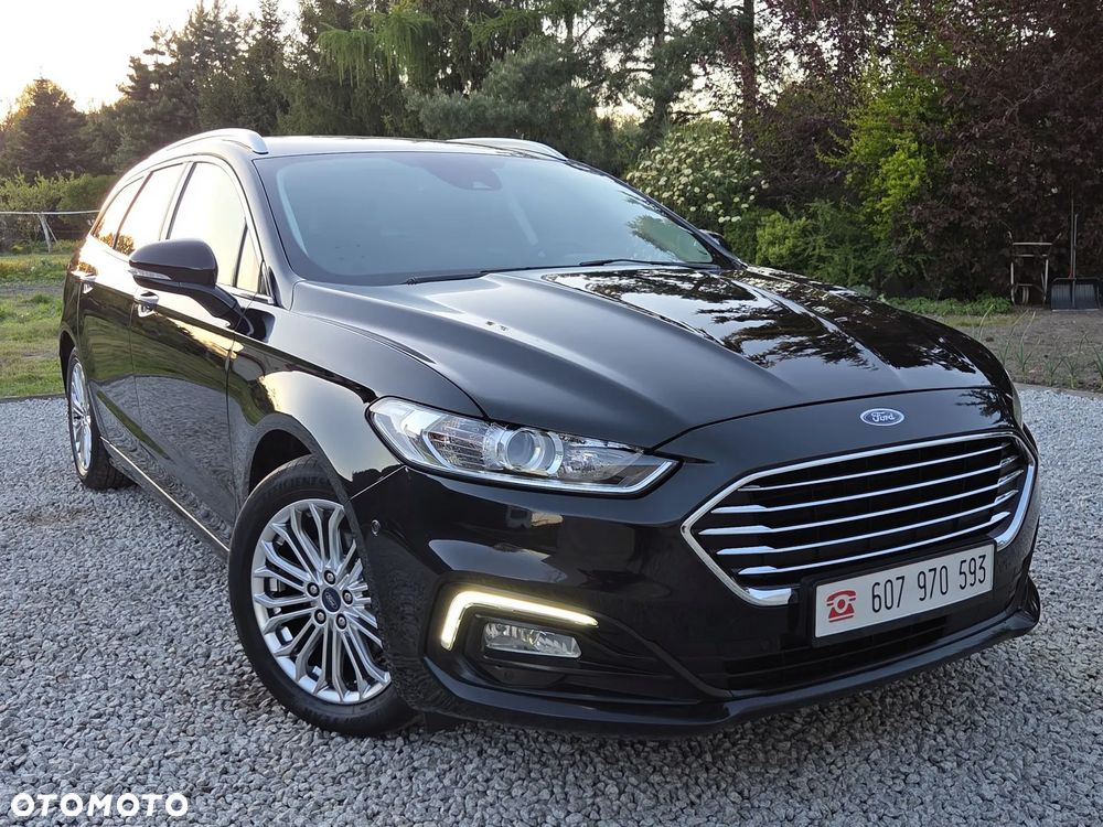 Ford Mondeo 2.0 Hybrid Titanium - 2