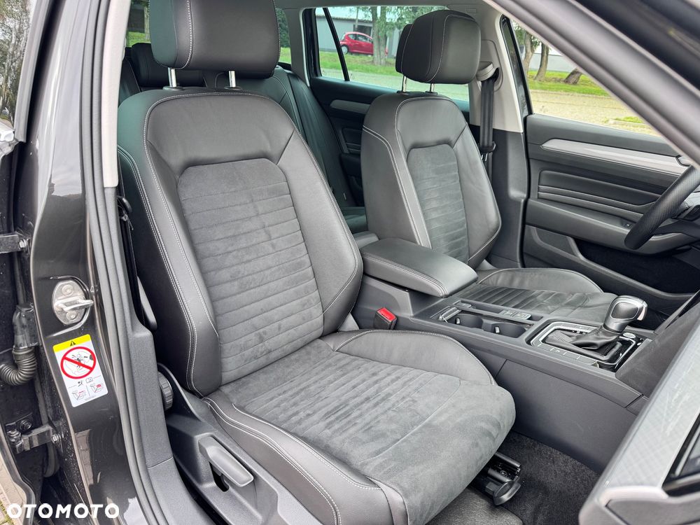 Volkswagen Passat Variant 1.5 e-Hybrid OPF DSG Business - 12