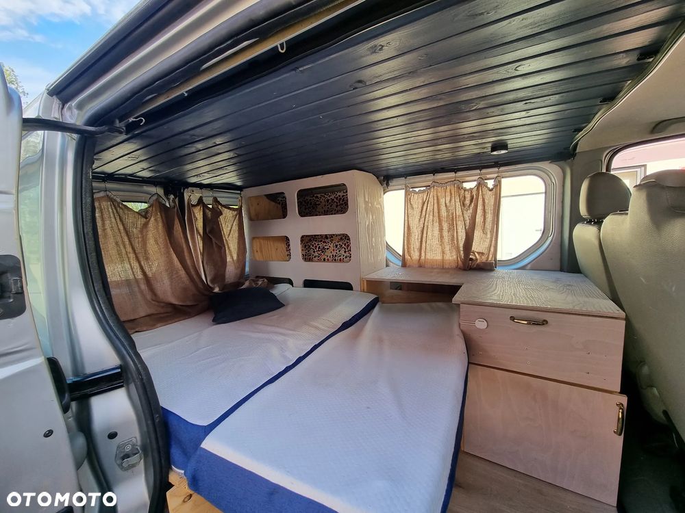 Renault Trafic - 14