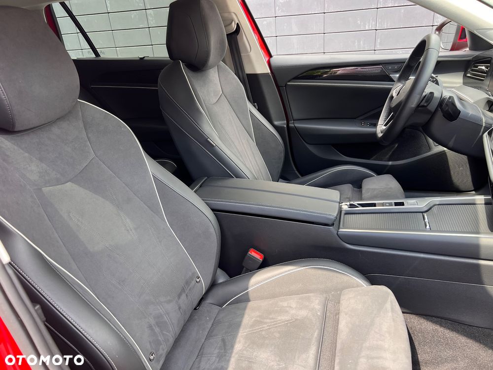 Volkswagen Passat 2.0 TDI BMT Highline DSG - 29