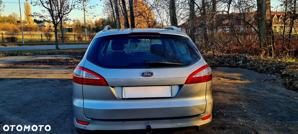 Ford Mondeo 2.0 TDCi Ambiente - 5