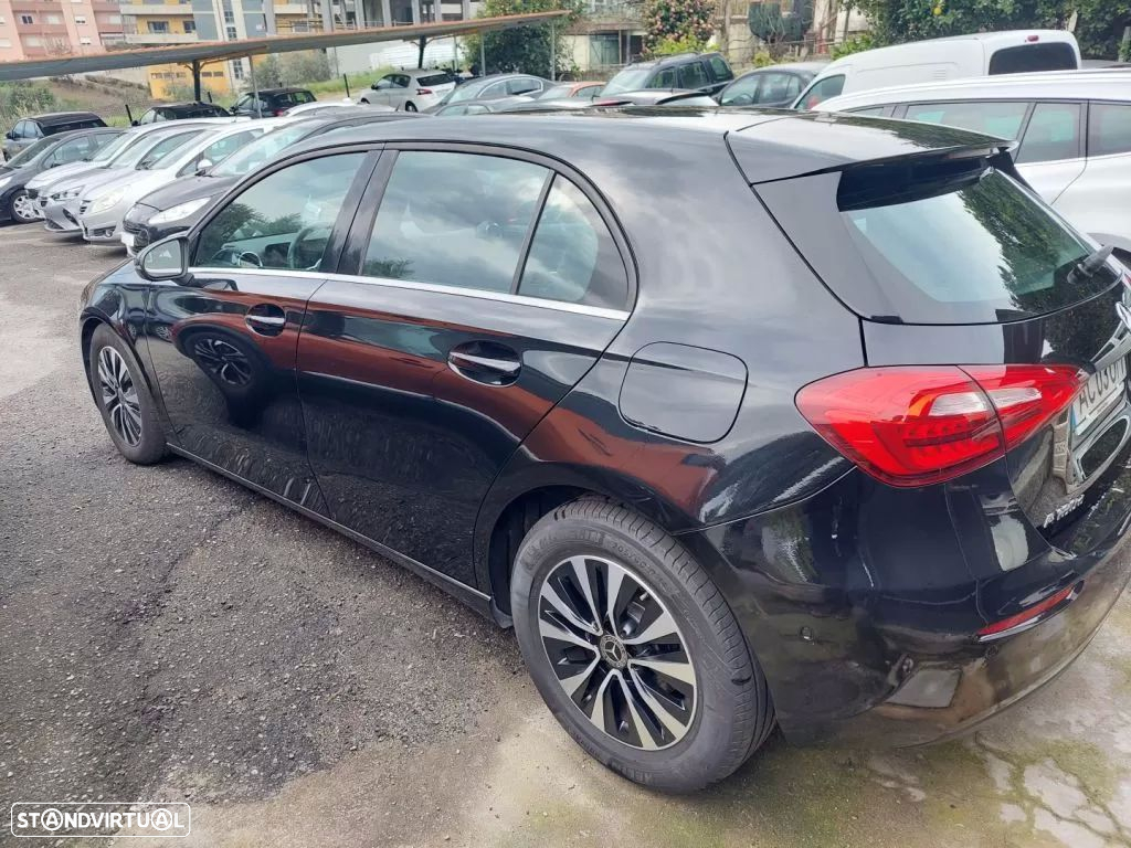 Mercedes-Benz A 180 d Business Solutions - 4